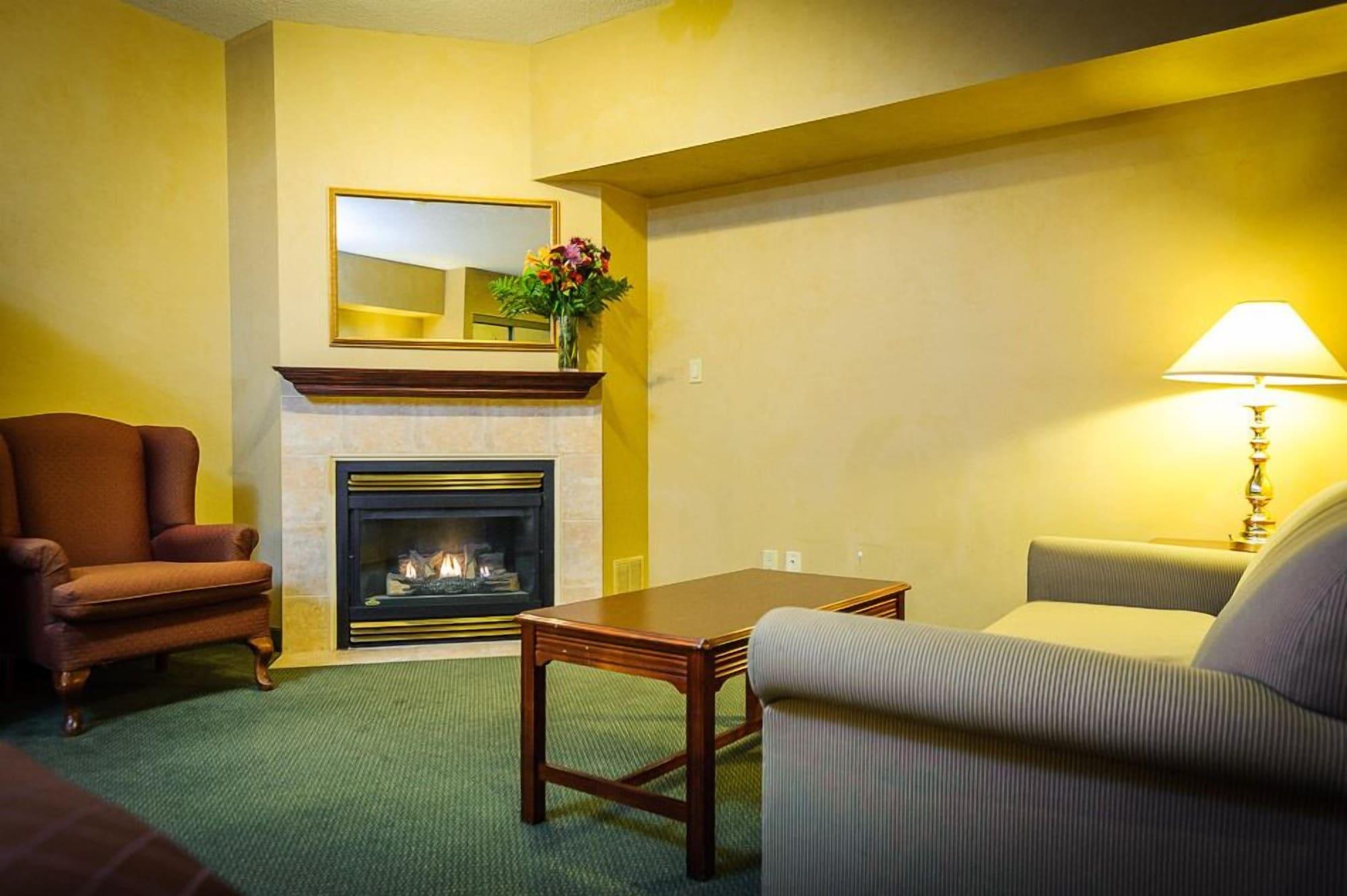 Peterborough Inn & Suites Hotel Esterno foto